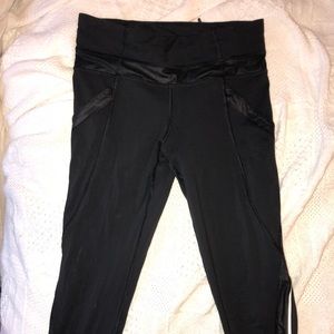 Lululemon Black Cropped Leggings